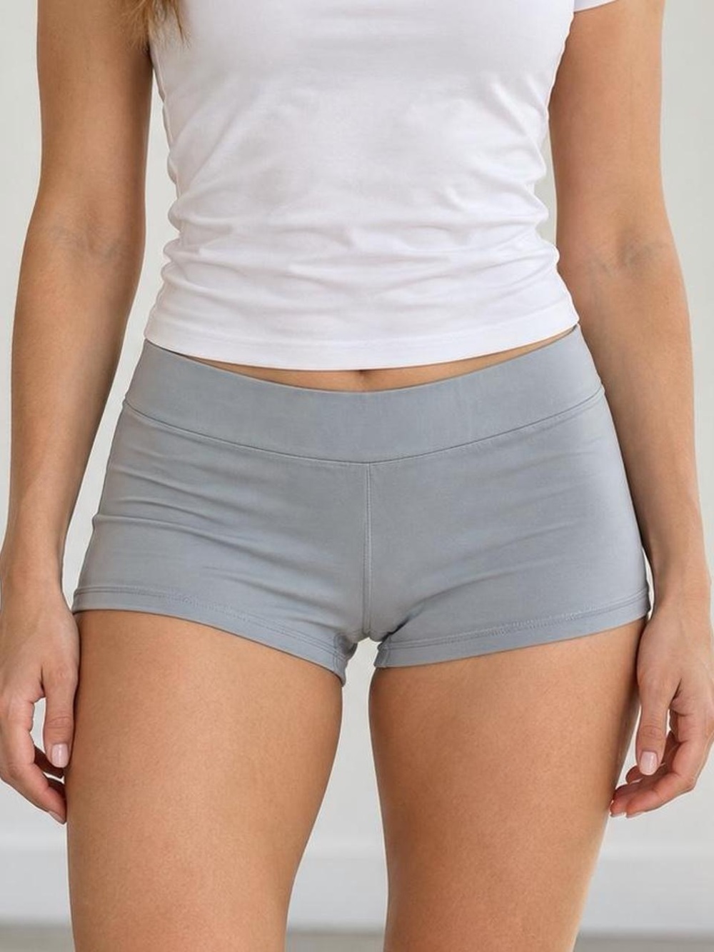 Victoria’s Secret PINK Gray Logo Yoga Shorts Size XS - Picture 2 of 8